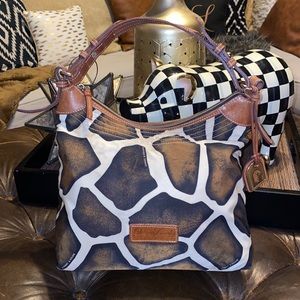 Authentic Dooney & Bourke Giraffe Nylon shoulder tote